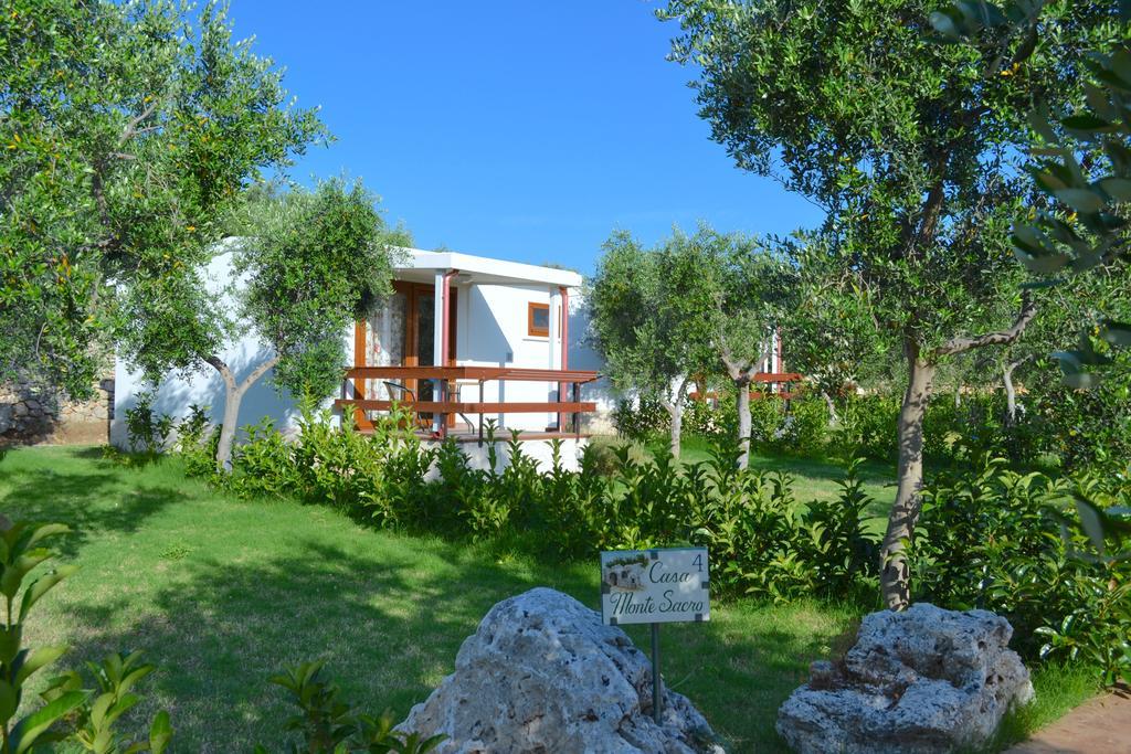 Agriturismo Antichi Ulivi 马蒂纳塔 外观 照片